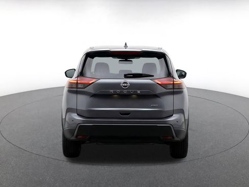Used 2025 Nissan Rogue SV FWD image 8
