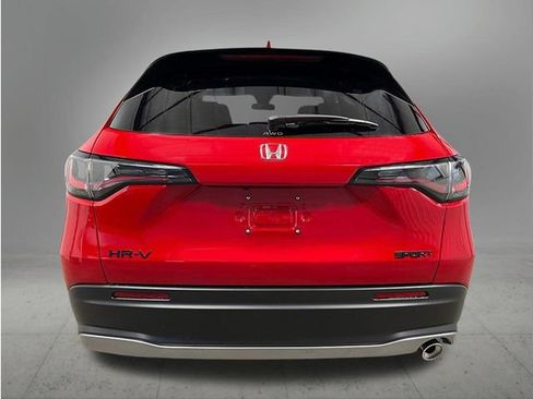 New 2027 Honda HR-V Sport image 4