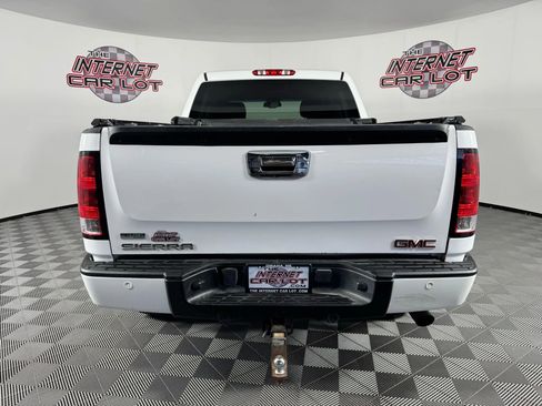 Used 2011 GMC Sierra 1500 Denali image 6