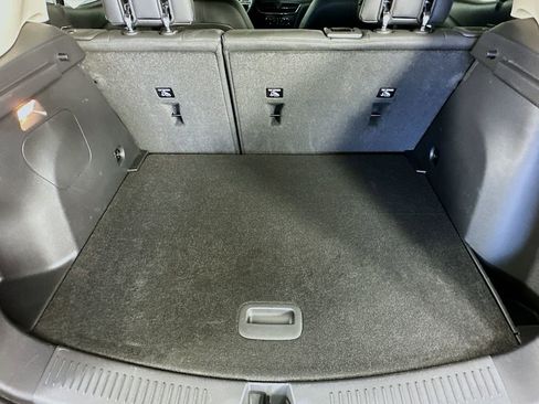 Used 2025 Buick Encore GX Preferred AWD/4WD image 31