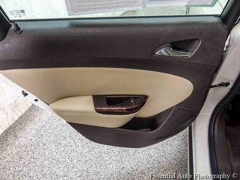 Used 2016 Buick Verano Leather w/ Experience Buick Package FWD image 23