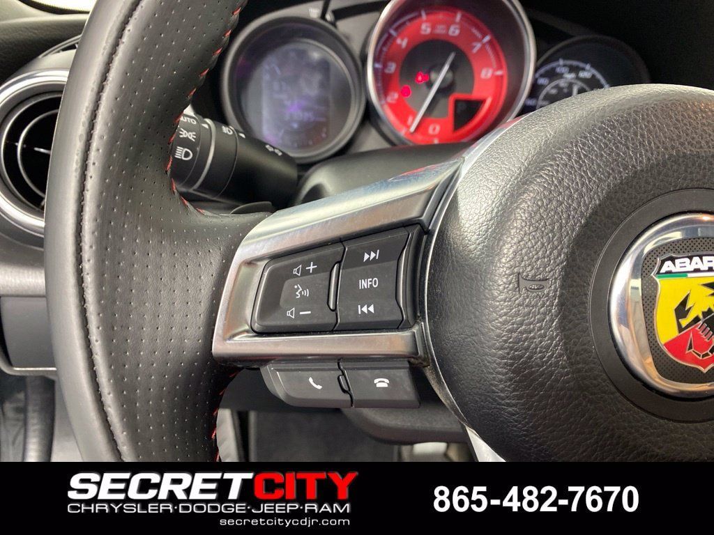 Used 2019 FIAT 124 Spider Abarth w/ Navigation & Sound Group RWD image 16