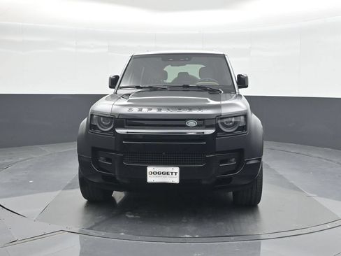 Used 2025 Land Rover Defender 110 X AWD/4WD image 5