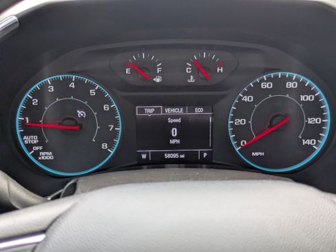 Used 2021 Chevrolet Equinox LS FWD image 21