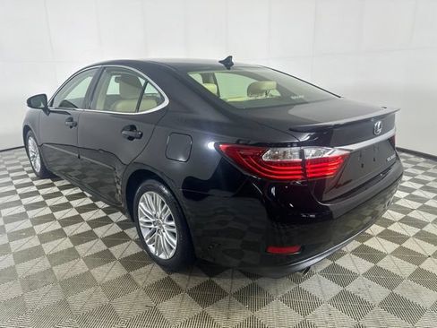 Used 2014 Lexus ES 350 w/ Luxury Package FWD image 5