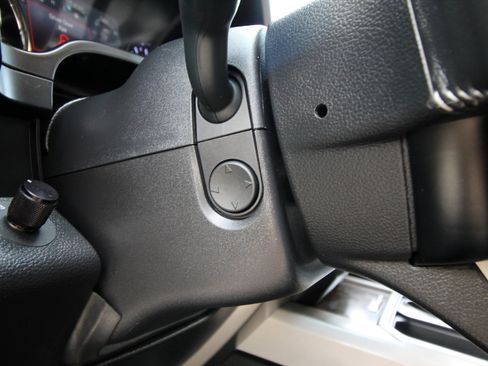 Used 2019 Ford F350 Lariat w/ Lariat Ultimate Package AWD/4WD image 26