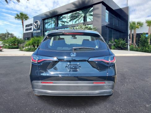 Used 2023 Honda HR-V LX image 4