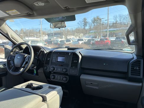 Used 2015 Ford F150 XL w/ Equipment Group 101A Mid image 16