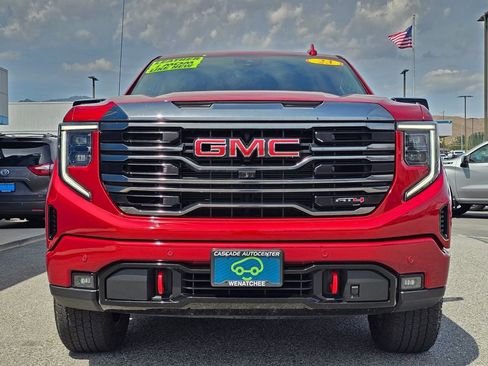 Certified 2023 GMC Sierra 1500 AT4 w/ Technology Package AWD/4WD image 10
