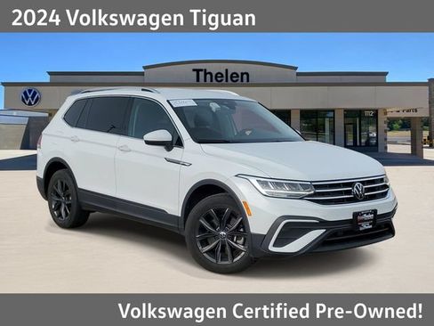 Used 2024 Volkswagen Tiguan SE AWD/4WD image 1