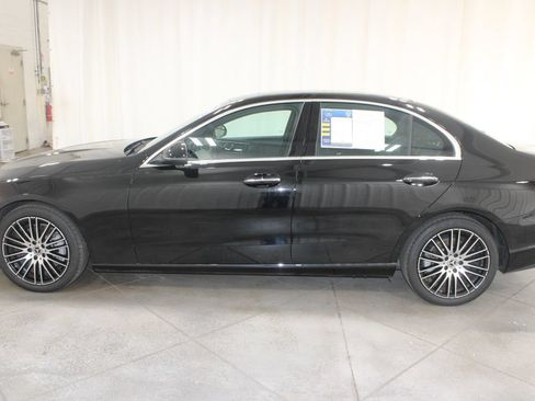 Used 2025 Mercedes-Benz C 300 Sedan image 5