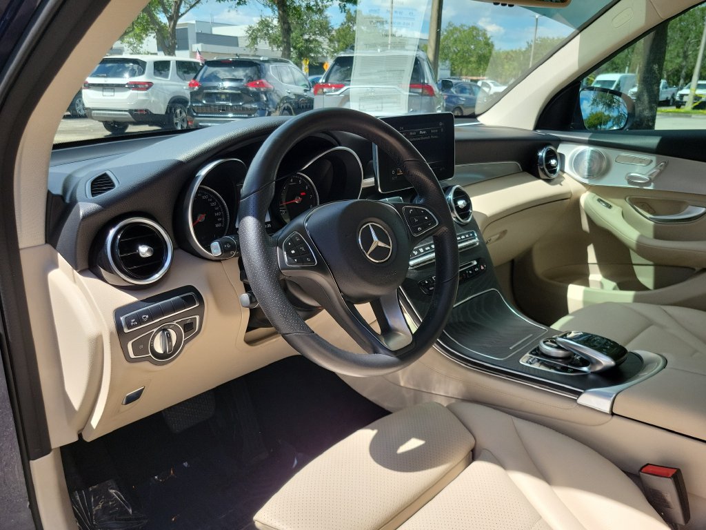 Used 2019 Mercedes-Benz GLC 300 image 14