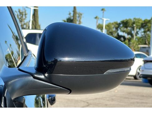 Used 2025 Honda Accord Touring image 11