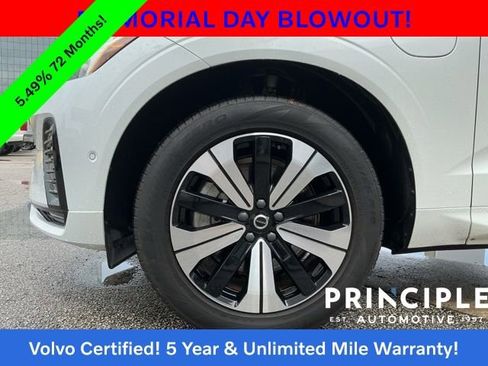 Certified 2023 Volvo XC60 T8 Plus AWD/4WD image 10