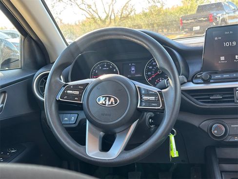 Used 2021 Kia Forte Sedan image 25