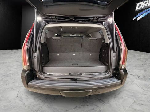 Used 2015 Cadillac Escalade Premium AWD/4WD image 11