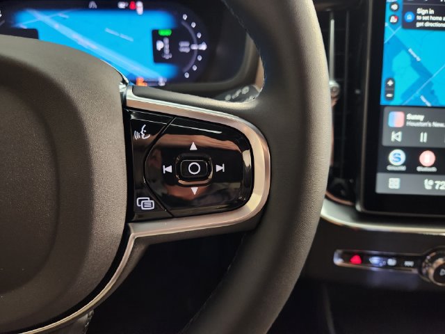 New 2026 Volvo XC90 T8 Plus w/ Protection Package Premier AWD/4WD image 29