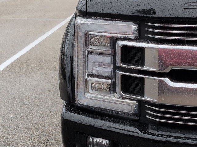 Certified 2019 Ford F250 Limited w/ FX4 Off-Road Package AWD/4WD image 10