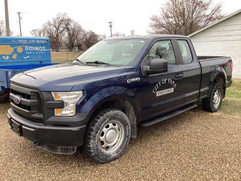 Used 2016 Ford F150 XL w/ Equipment Group 101A Mid image 1