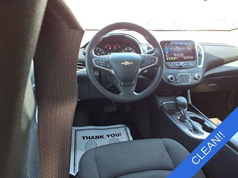 Used 2024 Chevrolet Malibu LT FWD image 4