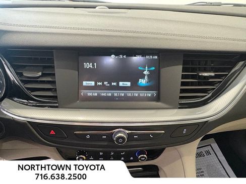 Used 2018 Buick Regal Preferred w/ Driver Confidence Package #1 FWD image 25