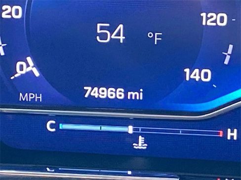 Used 2024 Chevrolet Silverado 3500 High Country w/ Technology Package image 18