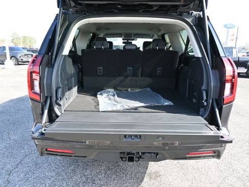 New 2026 Ford Expedition Max Active image 7