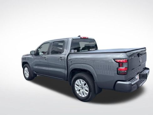 Certified 2022 Nissan Frontier SV w/ Technology Package RWD image 7
