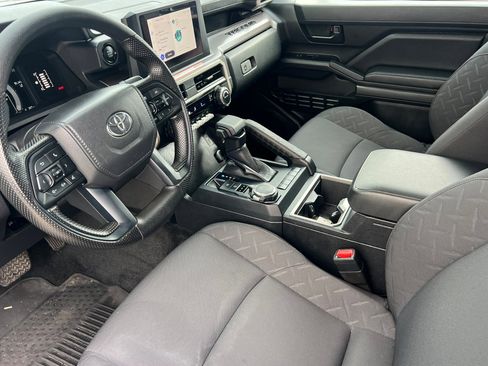 Used 2024 Toyota Tacoma SR5 image 7