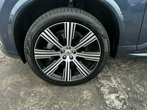 Used 2024 Volvo XC90 B6 Plus w/ Protection Package Premier image 34