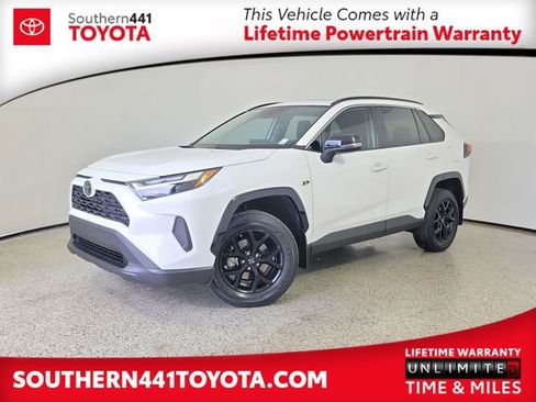 Used 2024 Toyota RAV4 XLE w/ Convenience Package FWD image 1