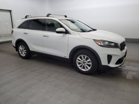 Used 2020 Kia Sorento LX w/ LX I4 Convenience Package image 11