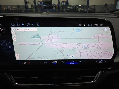 New 2026 Chevrolet Equinox EV LT image 23