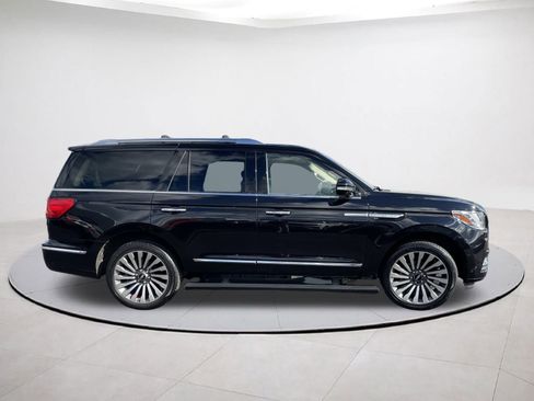 Used 2019 Lincoln Navigator Reserve w/ Cargo Package image 6