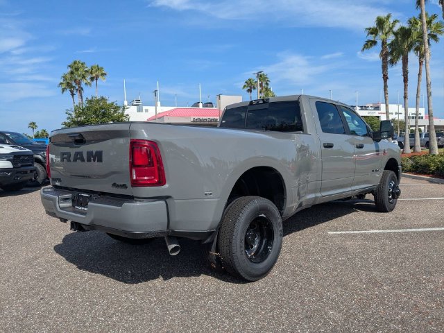 New 2026 RAM 3500 Big Horn AWD/4WD image 4