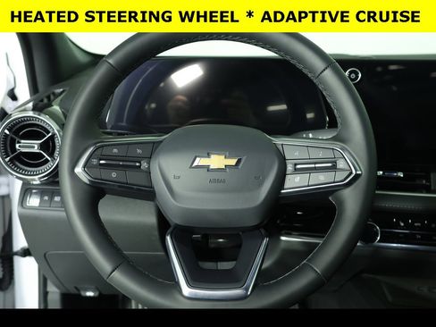 Used 2026 Chevrolet Equinox LT w/ Convenience Package II image 8