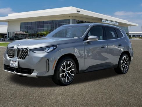 Used 2026 BMW X3 xDrive30 w/ Premium Package AWD/4WD image 3