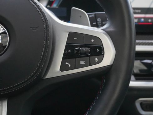 Certified 2025 BMW X7 M60i w/ Climate Comfort Package image 20