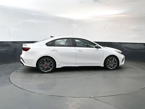 Used 2023 Kia Forte GT w/ GT2 Package FWD image 6