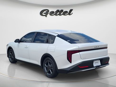 New 2025 Kia K4 FWD image 7