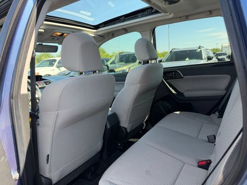 Used 2018 Subaru Forester 2.5i Premium AWD/4WD image 6