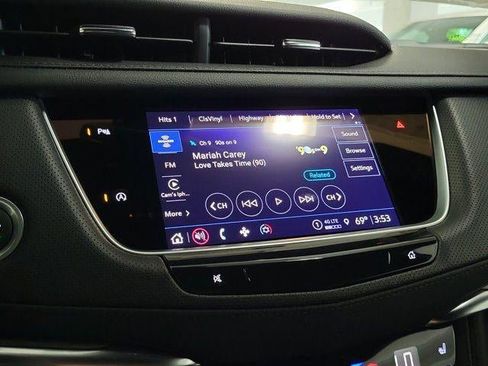 Certified 2024 Cadillac XT5 Luxury image 27