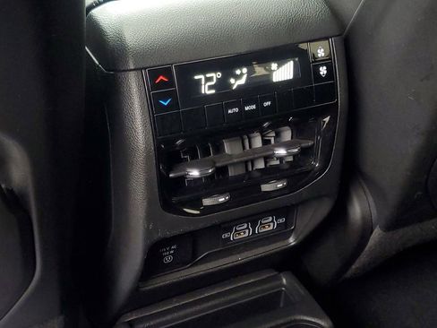 Used 2024 Jeep Grand Cherokee L Laredo w/ Luxury Tech Group I image 33