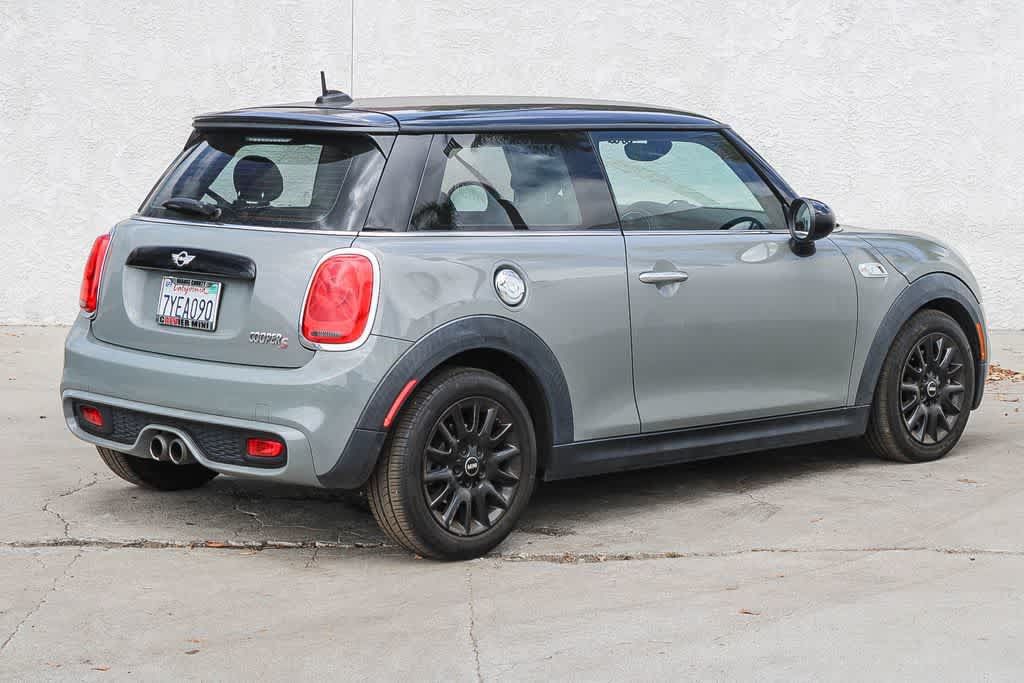 Used 2017 MINI Cooper S FWD image 4