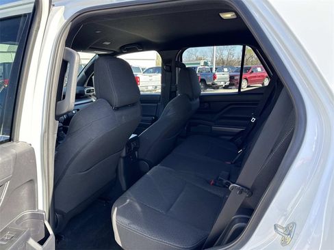 Used 2025 Toyota 4Runner SR5 image 27