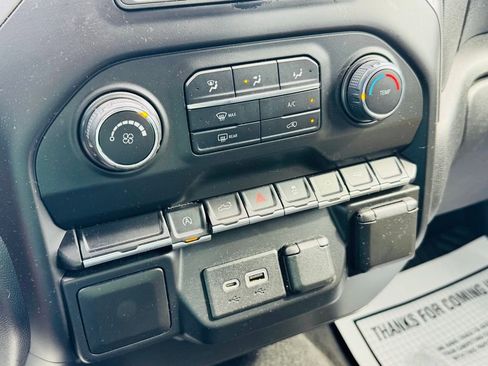 Used 2021 Chevrolet Silverado 1500 Custom RWD image 17