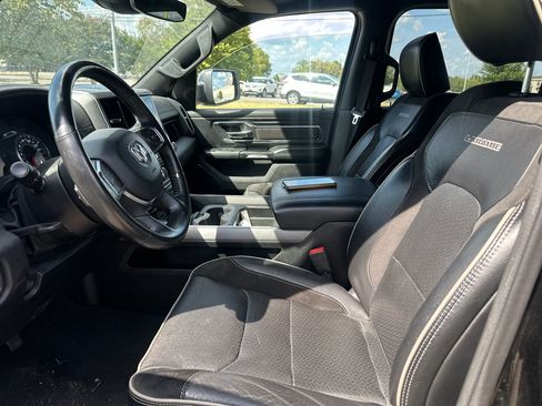 Used 2024 RAM 1500 Laramie RWD image 17