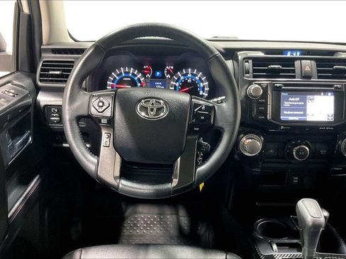 Used 2018 Toyota 4Runner TRD Off-Road Premium image 5