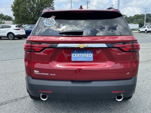 Used 2023 Chevrolet Traverse LT image 4