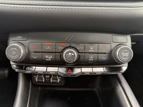 Certified 2021 Dodge Durango GT w/ Blacktop Package AWD/4WD image 22